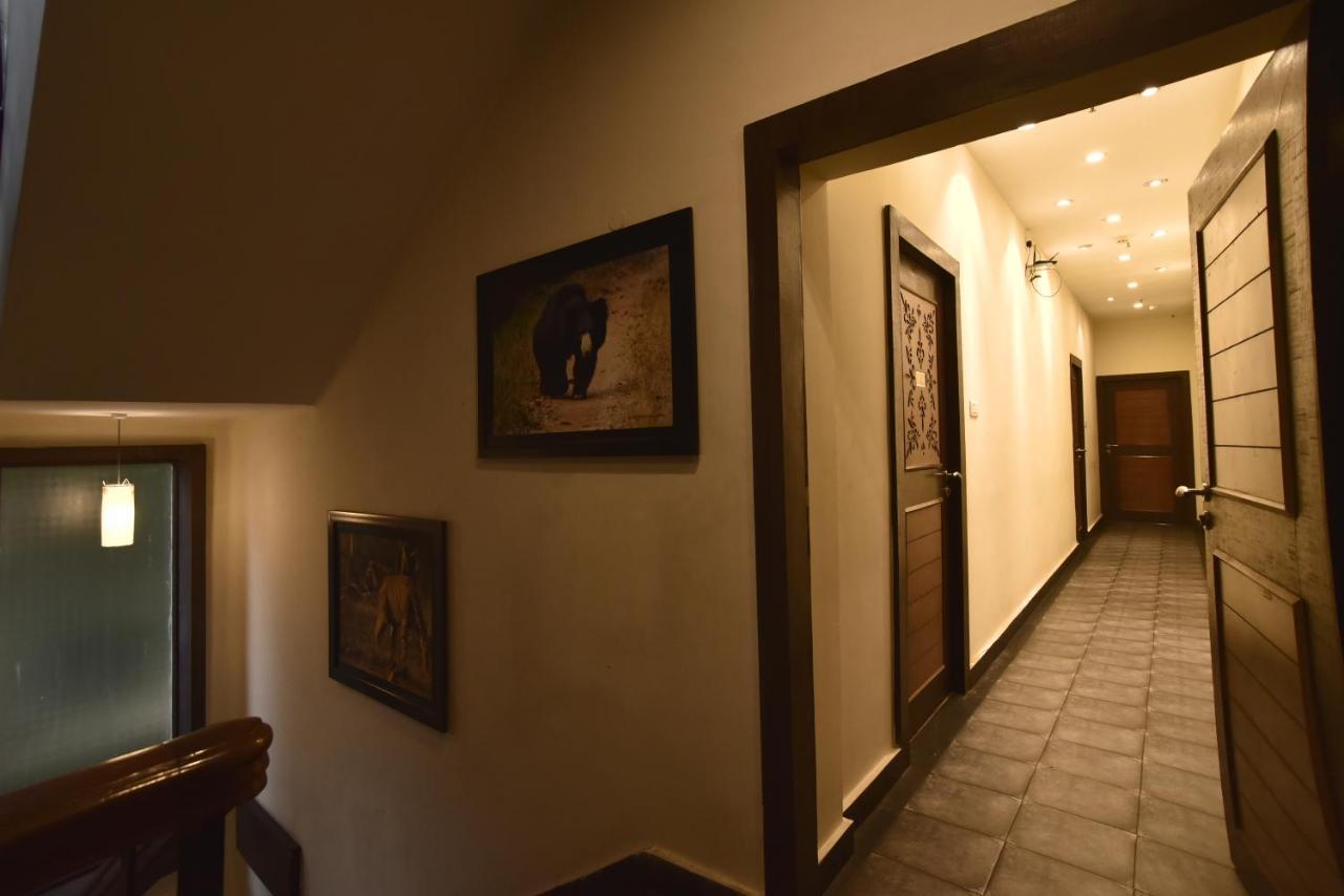 Casa Broadway-A Boutique Hotel Kolkata Bagian luar foto