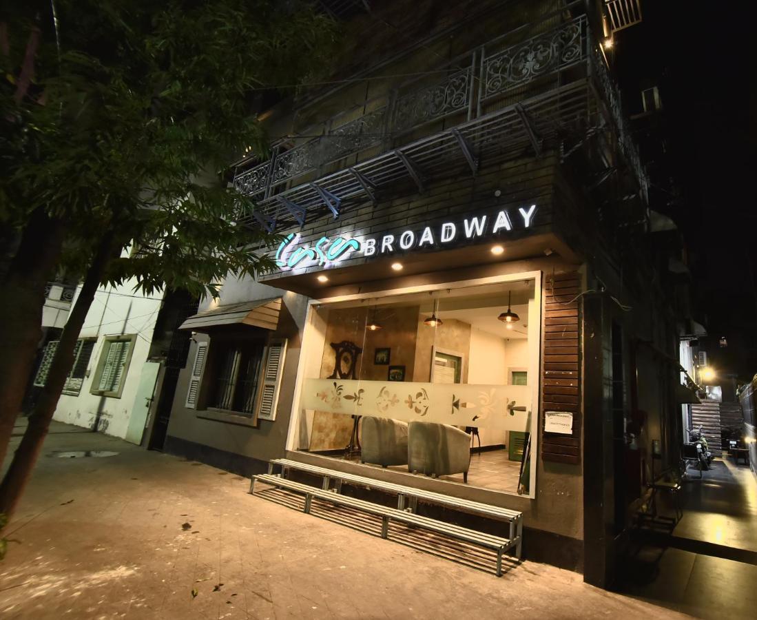Casa Broadway-A Boutique Hotel Kolkata Bagian luar foto