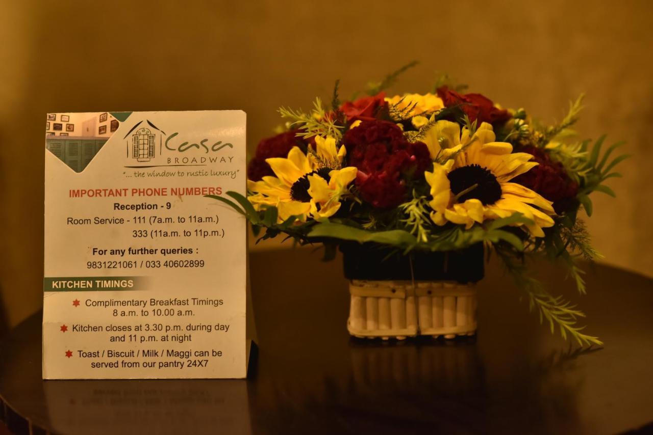 Casa Broadway-A Boutique Hotel Kolkata Bagian luar foto