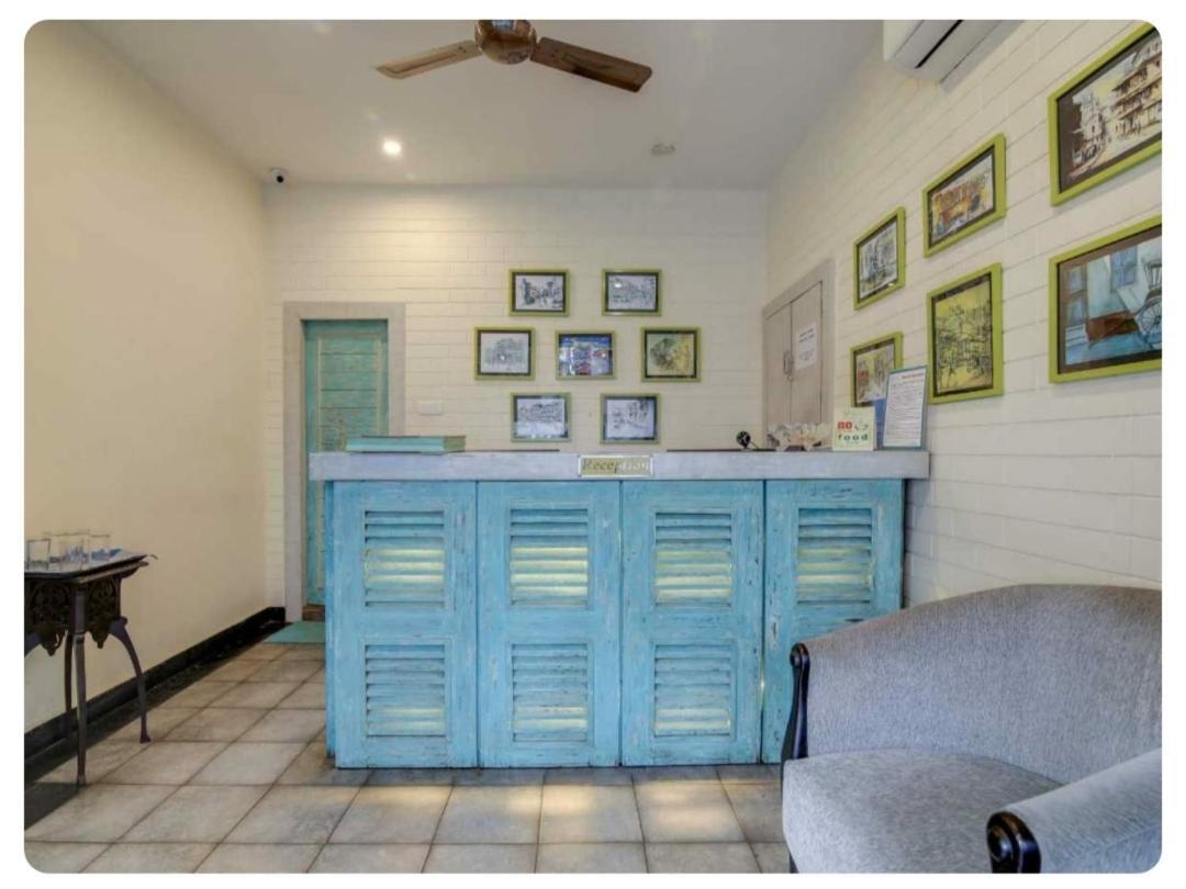 Casa Broadway-A Boutique Hotel Kolkata Bagian luar foto
